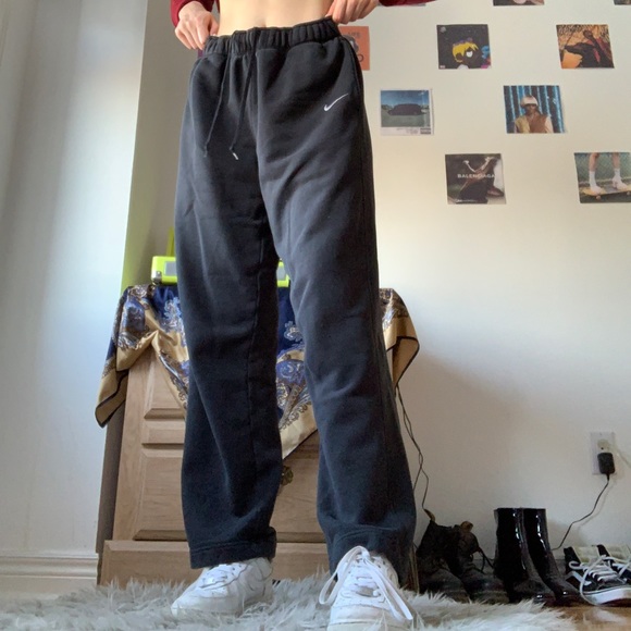 Vintage Nike Sweats - Picture 2 of 5